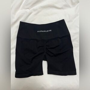 Alphalete Short 4”